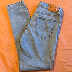 Levi's Women's Light Blue 311 Shaping Skinny Straight Leg Jeans